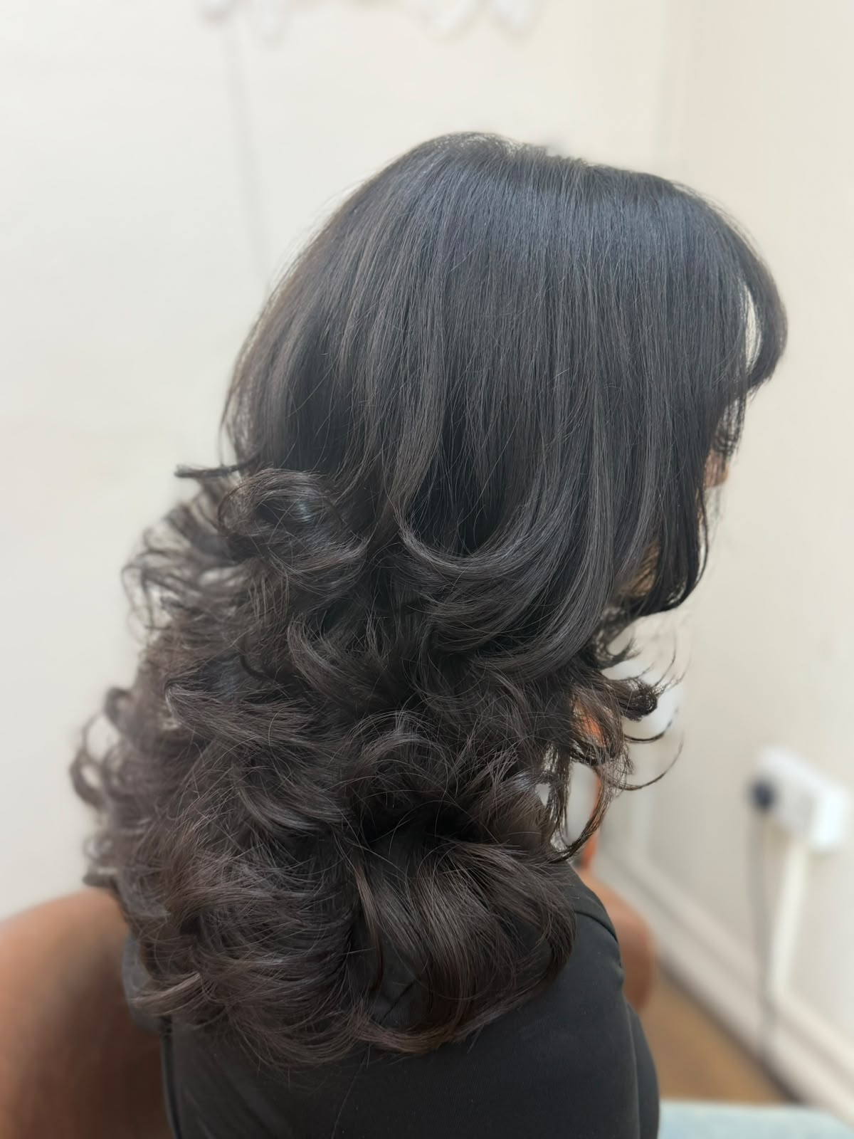 cut and bouncy blow dry volume