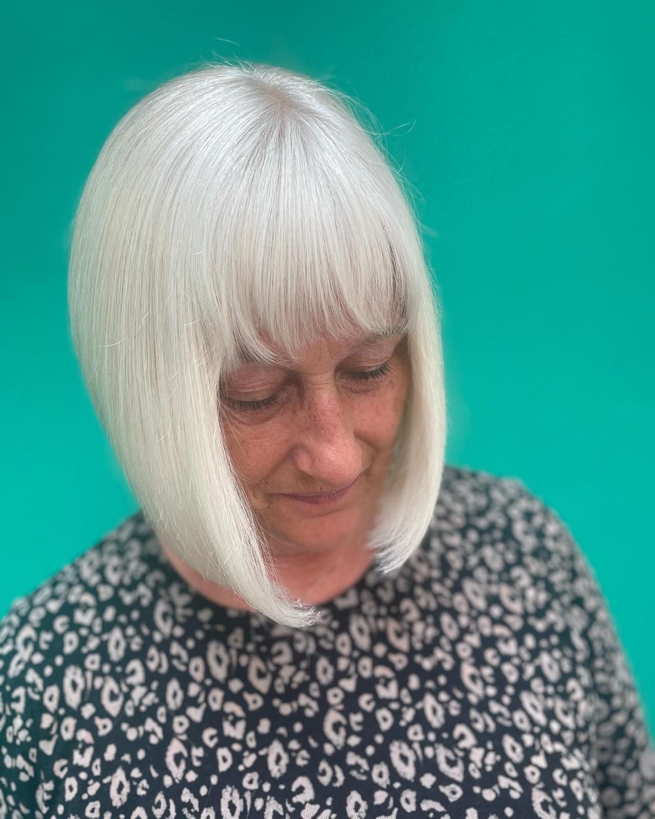 Inverted bob restyle front